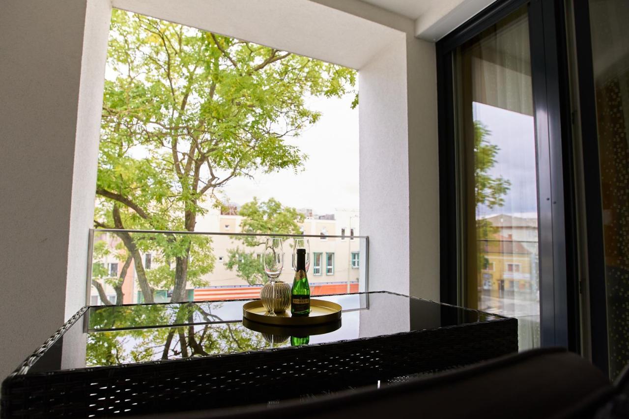 Apartament Starlight Bronze Szeged- Exclusive Zewnętrze zdjęcie