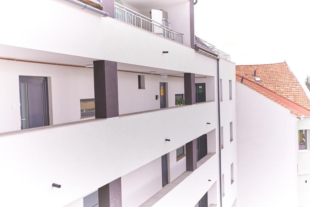 Apartament Starlight Bronze Szeged- Exclusive Zewnętrze zdjęcie